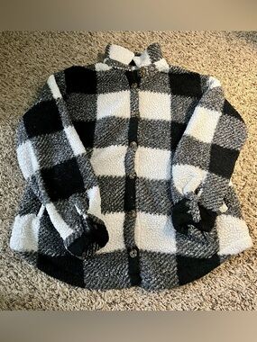 Eden & Olivia Black and White Buffalo Check Sherpa Jacket